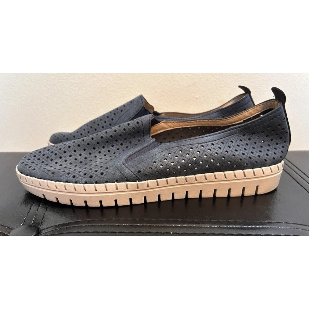 Easy Street Fresh Women's Slip On Sneaker, Navy, Size 7.5, Lightweight,
